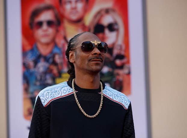 Snoop Dogg tiene un empleado solo para liar sus porros y cobra más de 40.000 euros al año