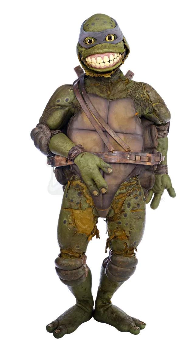 Nadie quiso comprar el traje original de Leonardo de la película Ninja Turtles que se subastaba