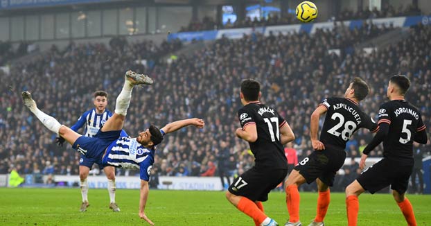 Golazo de chilena de Alireza Jahanbakhsh, jugador del Brighton