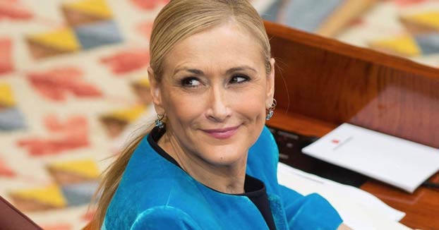 Cristina Cifuentes acepta participar en Supervivientes 2020