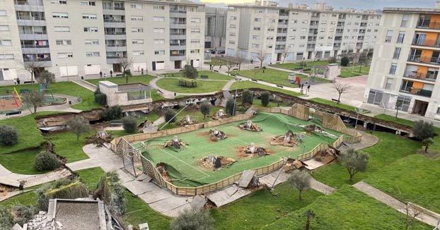 Se hunde un parque infantil sobre un parking subterráneo en Santander