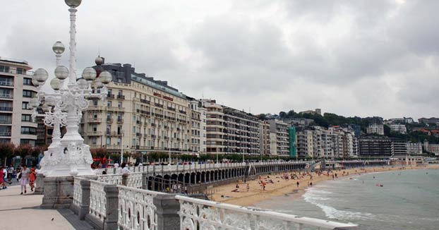 Detenida por negarse a pagar una factura de hotel de 4.500 euros en San Sebastián alegando ser ''famosa''