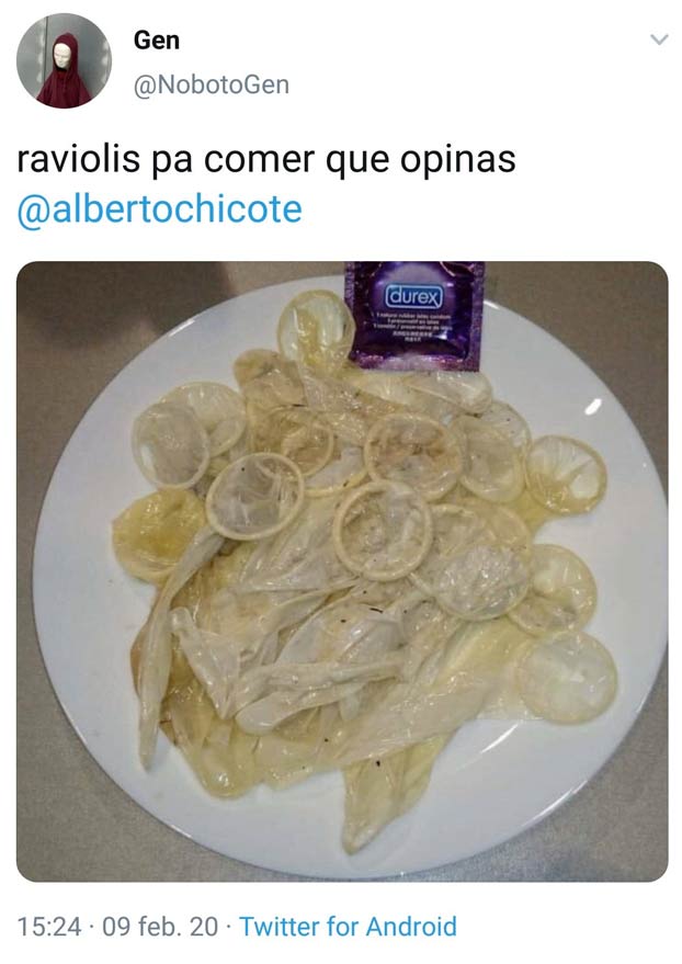 Intenta trolear a Alberto Chicote con una foto de preservativos simulando ser raviolis y se lleva un buen zasca