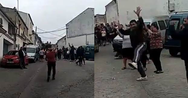 Vecinos de Beas de Segura, Jaén se saltan el confinamiento para celebrar una fiesta en plena calle