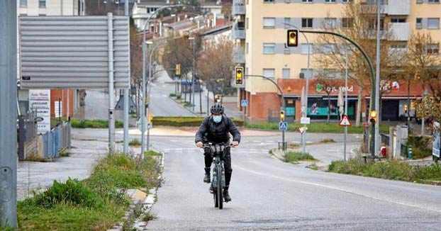 Multan a un ciclista de Getxo que tardaba casi tres horas en ir a trabajar