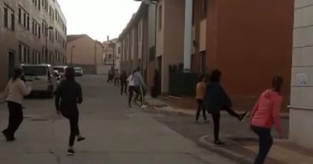 18 personas denunciadas en Valladolid por saltarse el confinamiento para salir a bailar a la calle
