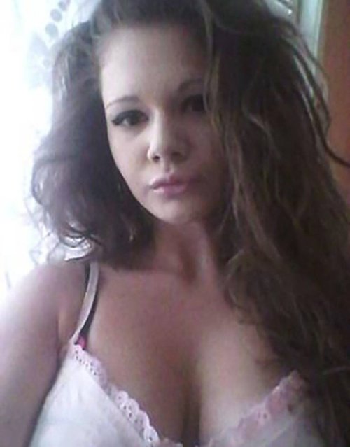 A esta chica se le ha ido la cabeza poniéndose labios