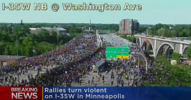 Un camión cisterna se lanzó sobre manifestantes en Minneapolis en las protestas por George Floyd