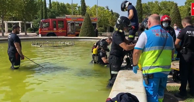 Fallece un joven de 16 años succionado por una fuente en la que se bañaba en Móstoles