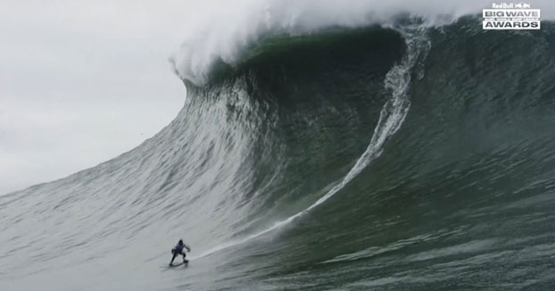 Maya Gabeira bate su propio récord de la ola más grande jamás surfeada: 22,4 metros