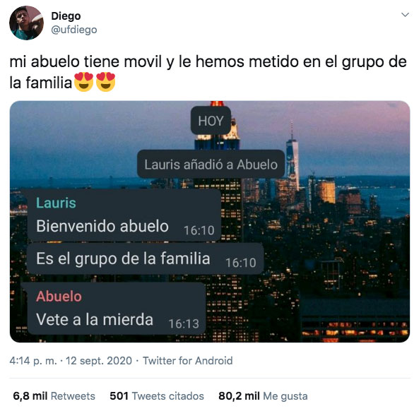 ''Mi abuelo tiene móvil y le hemos metido en el grupo de la familia''