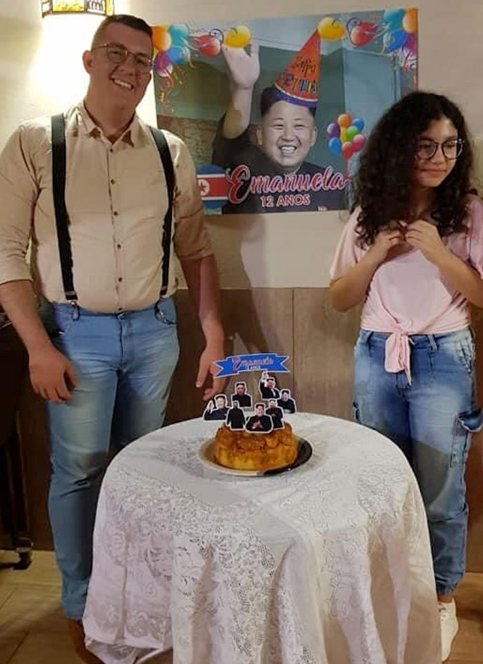 Emanuela es una fanática del K-Pop y toda la cultura coreana y su padre le preparó una fiesta de cumpleaños con el personaje más famoso que encontró