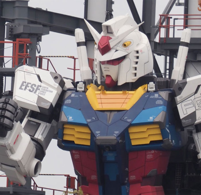 Crean un robot gigante inspirado en la serie animada 'Gundam'