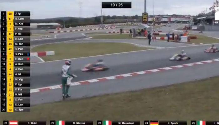 Un piloto de karts que le tira un trozo de coche a su rival en plena carrera y luego se pelean en boxes