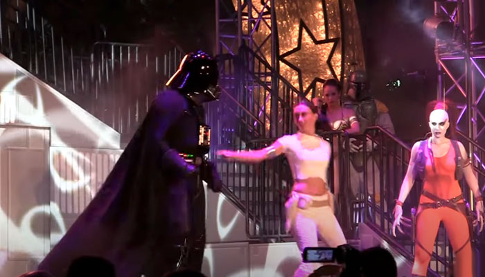 ''No puedo creer que esto haya ocurrido'': Bailes de los personajes de Star Wars en Disney World