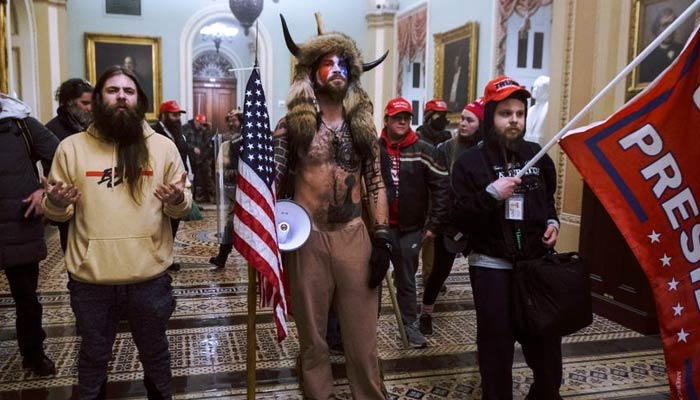 El Capitolio en Washington asaltado por seguidores de Trump en protesta por la elección de Joe Biden