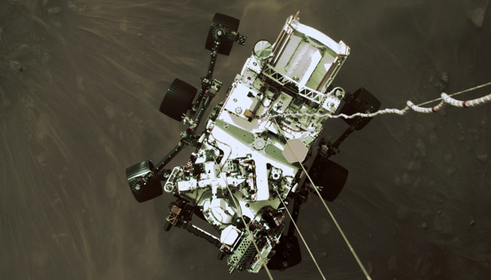 El rover Perseverance envía el primer adelanto de las fotos y vídeos del aterrizaje en Marte