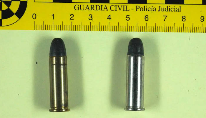 Correos intercepta una carta con dos balas de 38mm dirigida al expresidente Zapatero