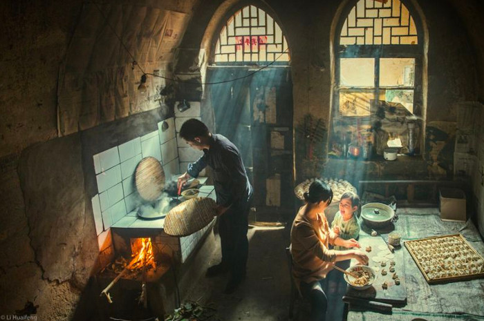 La imagen "excepcional" de una comida familiar en China que ganó un concurso internacional de fotografía gastronómica