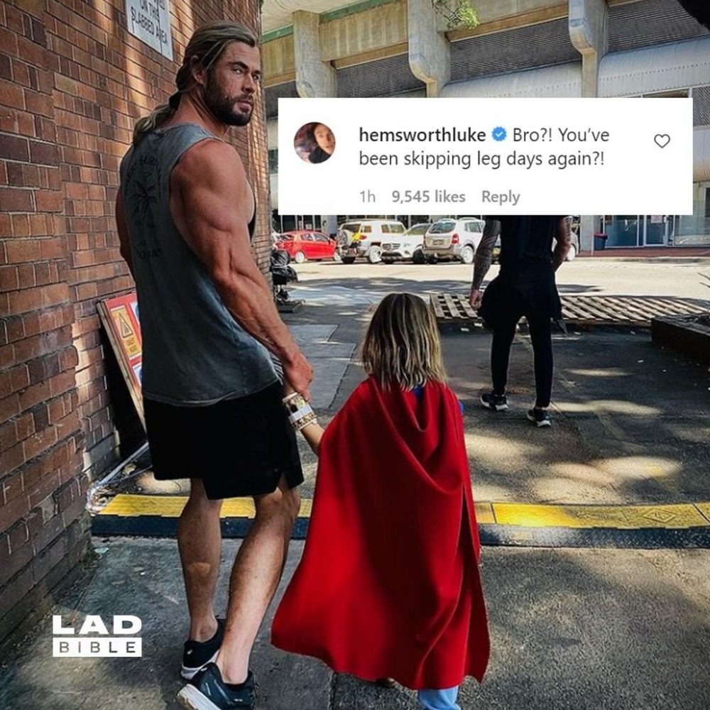 Chris Hemsworth se salta todos los días de piernas...