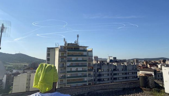 Mientras tanto, en el cielo de Cáceres...