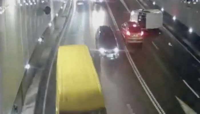 La Policía Local de A Coruña comparte este vídeo para concienciar sobre la velocidad en un túnel de la ciudad
