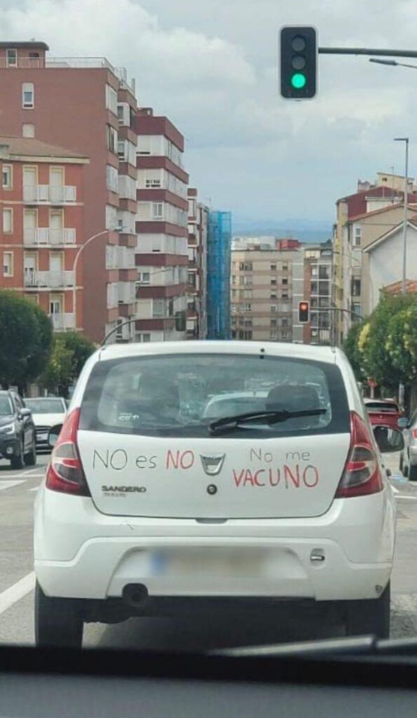 Mientras tanto, en Santander: ''No es no. No me vacuno''