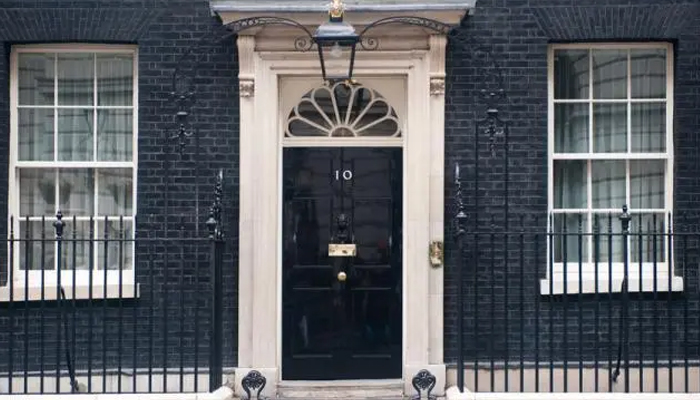 Casi medio millón de personas confirman su asistencia a la ‘rave’ organizada en la casa de Boris Johnson en Nochebuena